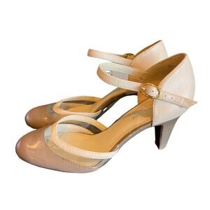 Naturalizer Two Tone Patent Leather Comfort Heel Women’s Size